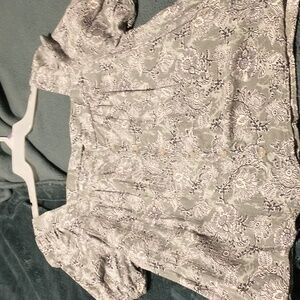 Plus size short sleeve top